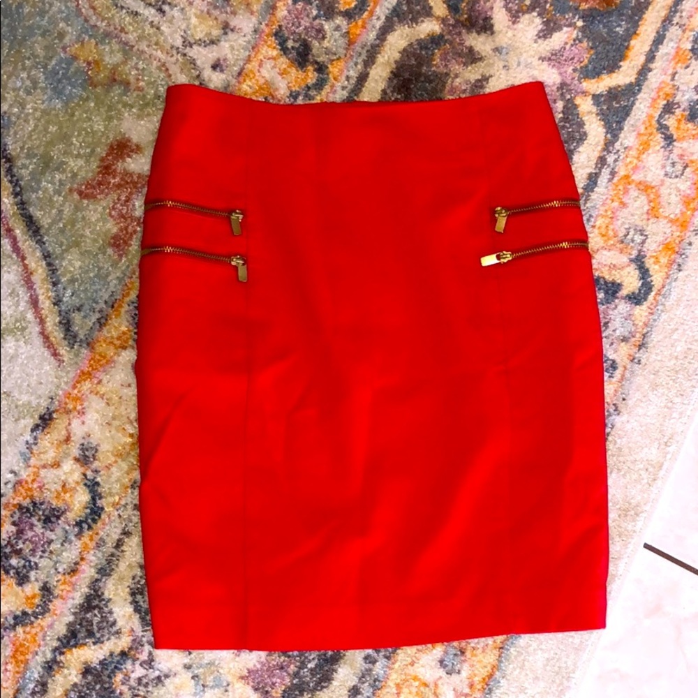 H&M Red Zipper Accent Pencil Skirt